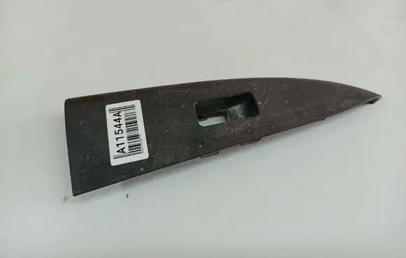 Nissan Note (E11) Front door window switch trim 809609U00A