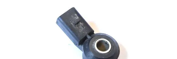 Audi A4 S4 B7 8E 8H Detonation knock sensor 030905377C