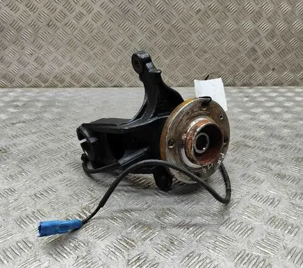 Citroen C3 Front wheel hub 1607557480