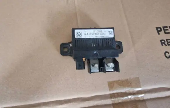 Mercedes-Benz C W204 Comfort/convenience module A0009822023