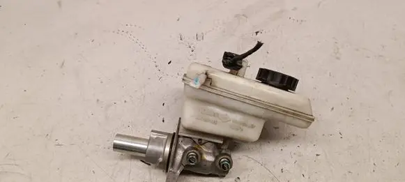 Renault Latitude (L70) Master brake cylinder 