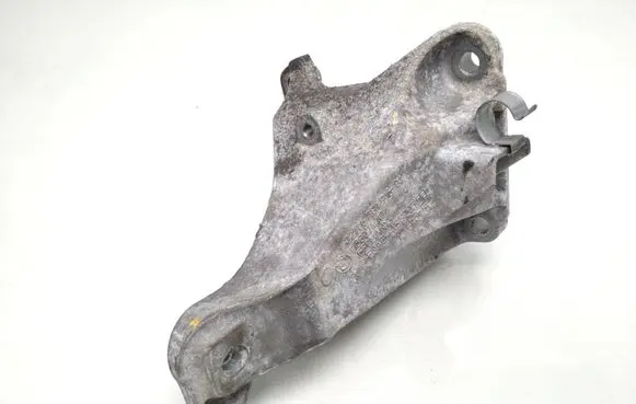 BMW X1 E84 Engine mounting bracket 6781916 22116781916