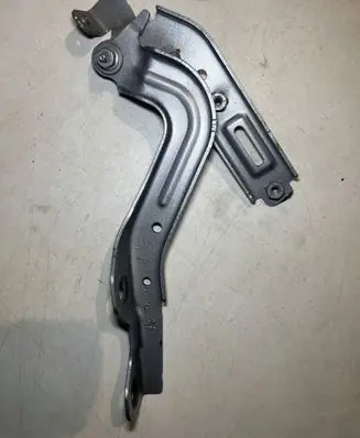 Chrysler Pacifica Engine bonnet/hood hinges