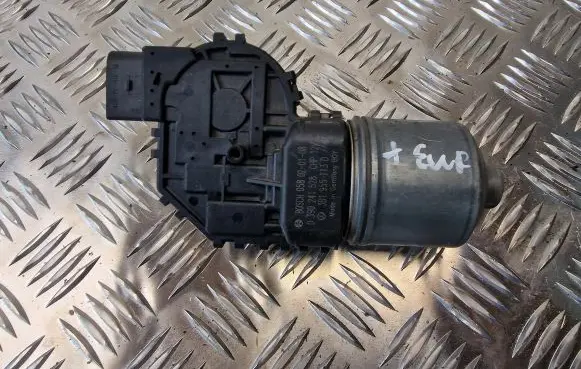 Volkswagen PASSAT B5.5 Wiper motor 3B1955113D