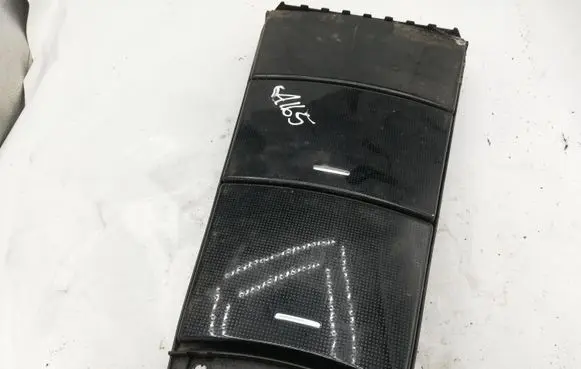 Mercedes-Benz ML W164 Glove box central console A1646800814