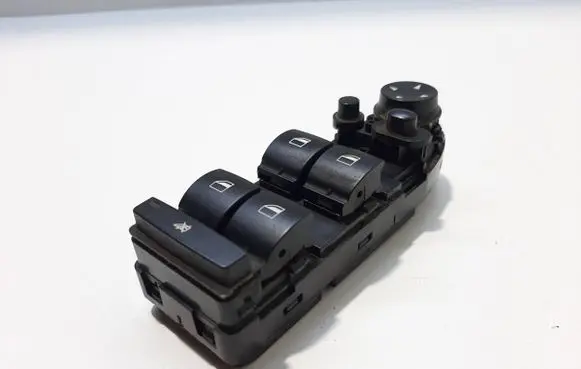 BMW 5 E60 E61 Electric window control switch 912211101