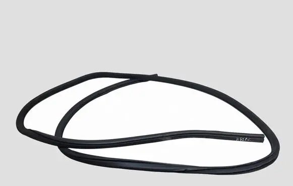 Nissan Leaf I (ZE0) Front door rubber seal