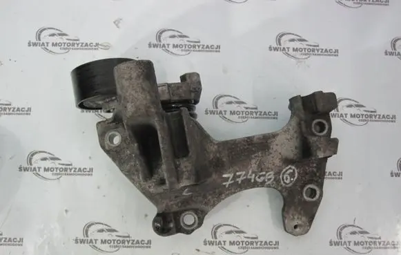 Nissan Juke I F15 Generator/alternator bracket 117104394R 117506193R