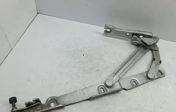Mercedes-Benz S W220 Tailgate/trunk/boot hinge 2207500787 A2207500787