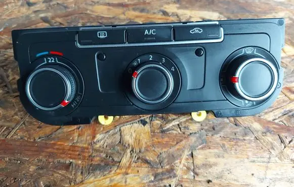 Volkswagen Transporter - Caravelle T6 Climate control unit 7E0907047AJ