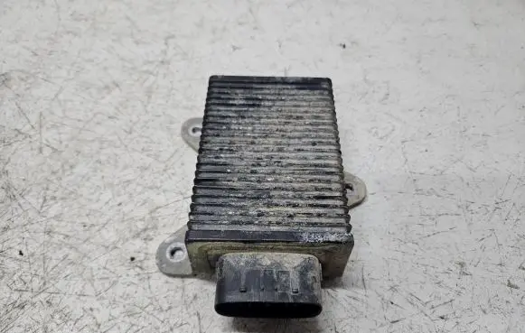 Mitsubishi Carisma Fuel injection control unit/module MD340897