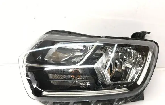 Dacia Duster II Headlight/headlamp 260609367R 0301114201