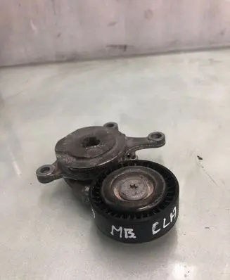 Mercedes-Benz CLA C117 X117 W117 Generator/alternator belt tensioner A27020003