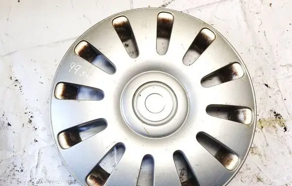 Volkswagen Sharan R15 wheel hub/cap/trim 7m0601147m 98vw1130baw