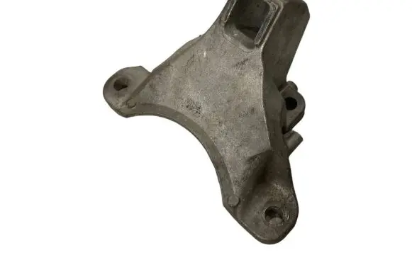 BMW 5 F10 F11 Engine mounting bracket 6781228 22116781228