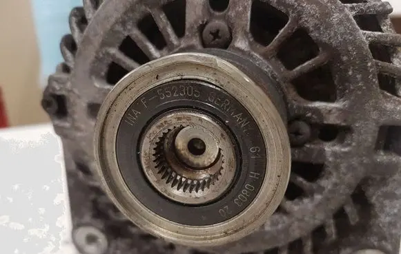 Nissan Qashqai Generator/alternator 23100JD71B A3TJ3881ZE