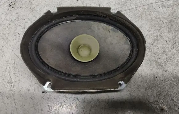 Mazda 3 I Front door speaker