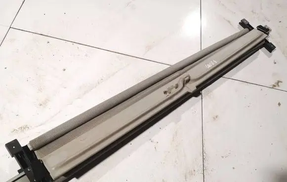 Parcel shelf