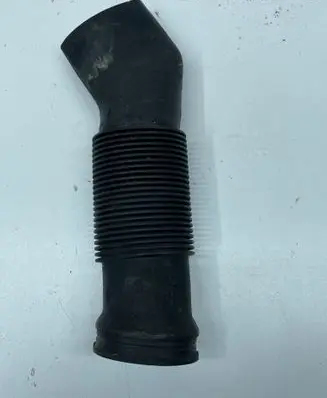 Fiat 500L Air intake duct part 51885143