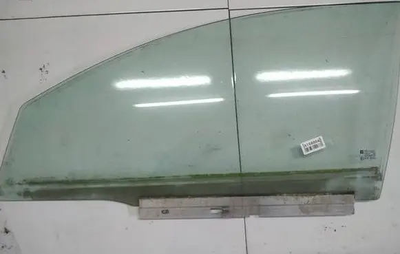 Opel Vectra C Front door window glass four-door as2
