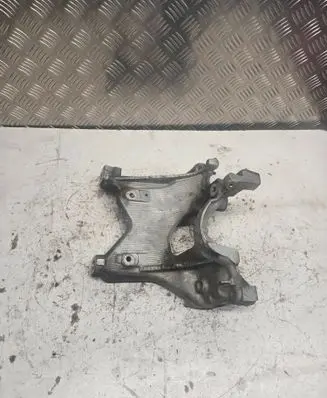 Audi A4 S4 B9 Engine mounting bracket 8W0399295E 8W0399295