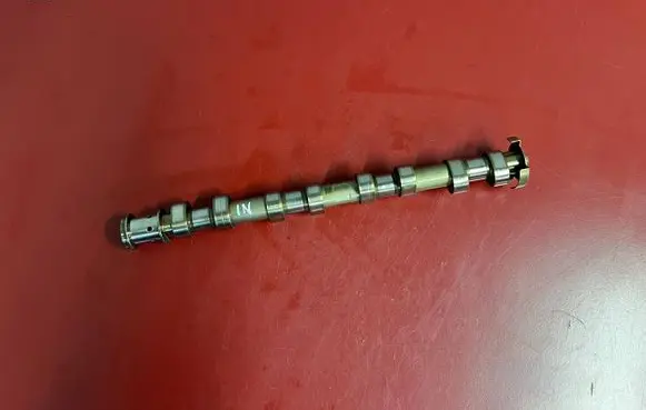 BMW X3 G01 Camshaft 8658847