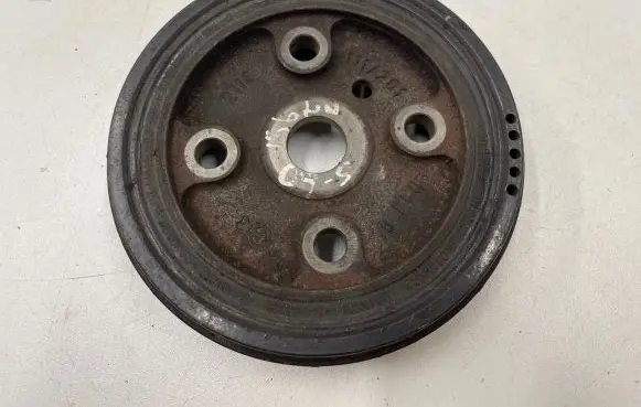 Volvo S60 Crankshaft pulley 30731865