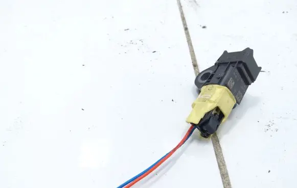 KIA Ceed Airbag deployment crash/impact sensor 95920M6100