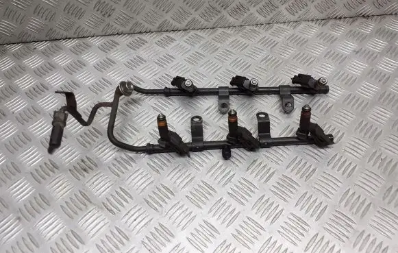 Chrysler 300M Fuel main line pipe 04591658AA