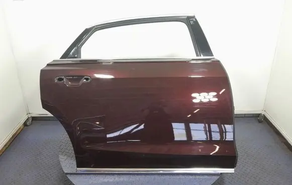 Audi A8 S8 D2 4D Rear door