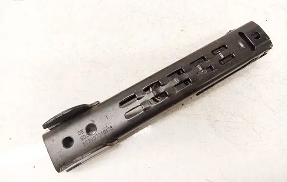 Skoda Octavia Mk2 (1Z) Seat belt adjustment rail 1T0857819