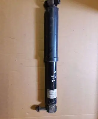 Renault Kadjar Rear shock absorber/damper 562104EA2A 562104FA2A