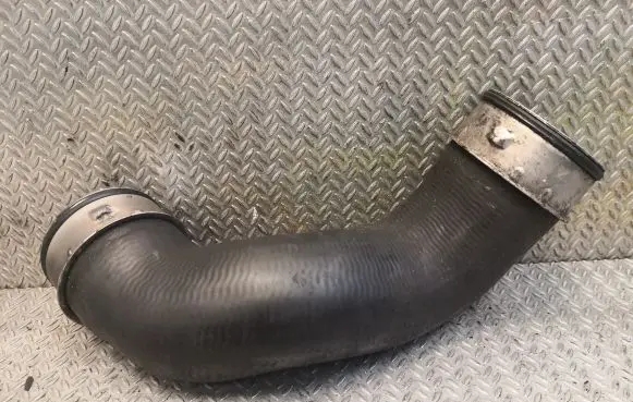 Mercedes-Benz CLK A209 C209 Intercooler hose/pipe 2095280382