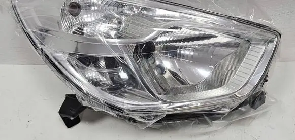Dacia Dokker Headlight/headlamp 260109545R 260105000R