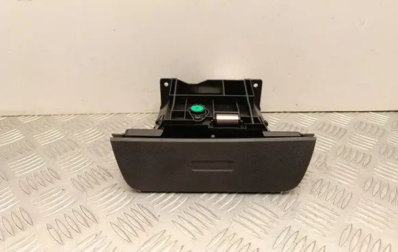 Citroen C4 III e-C4 Glove box Y0047010