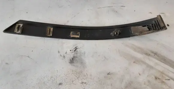 KIA Sorento Front bumper splitter molding 865813E010