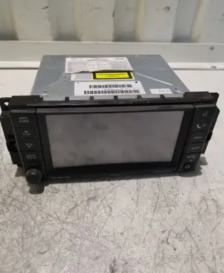 Radio/CD/DVD/GPS head unit