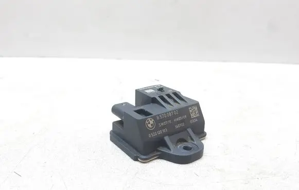 BMW X1 E84 Glow plug pre-heat relay 8570087