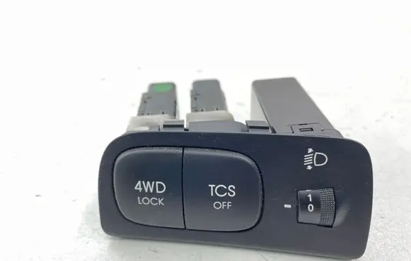 KIA Sportage Differential lock switch 621W05010