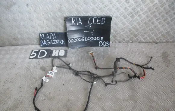 KIA Ceed Tailgate/trunk wiring harness 916801H020