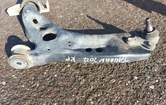 Volkswagen Touran II Front lower control arm/wishbone 1K0199231J 121033314 3049456