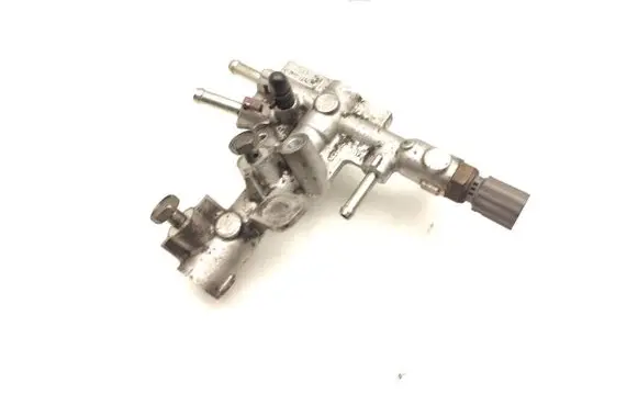 Mazda 6 Fuel pressure regulator A14A10N082