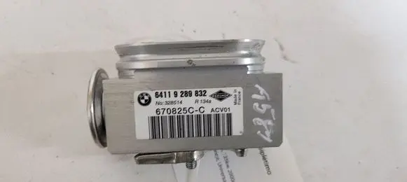 BMW 3 F30 F35 F31 Air conditioning (A/C) expansion valve T1012980H N670812Z629