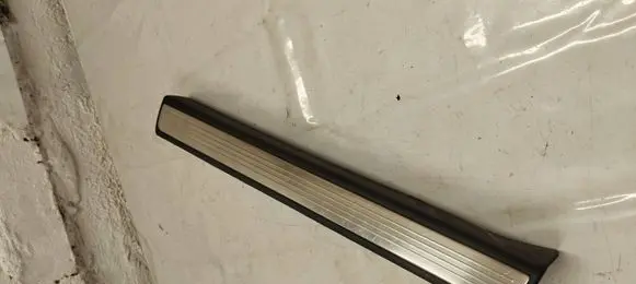 Mercedes-Benz S W222 Front sill trim cover A2226808135