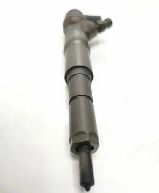 BMW 5 E60 E61 Fuel injector 7793836 0445110216