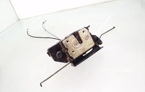 SsangYong Kyron Front door lock