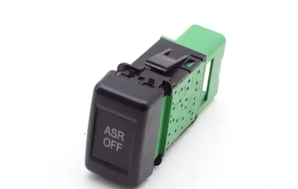 Isuzu N Series Fog light switch M31541