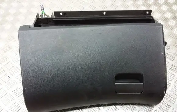 Subaru Legacy Glove box set 
