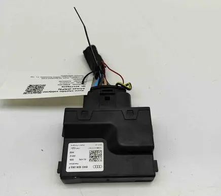 Audi A5 Fuel injection pump control unit/module 8W0906093F
