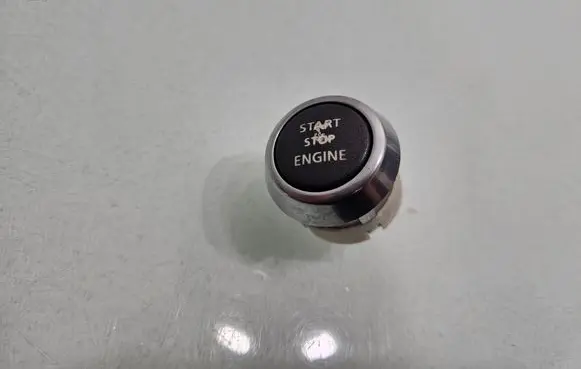Land Rover Freelander 2 - LR2 Engine start stop button switch 